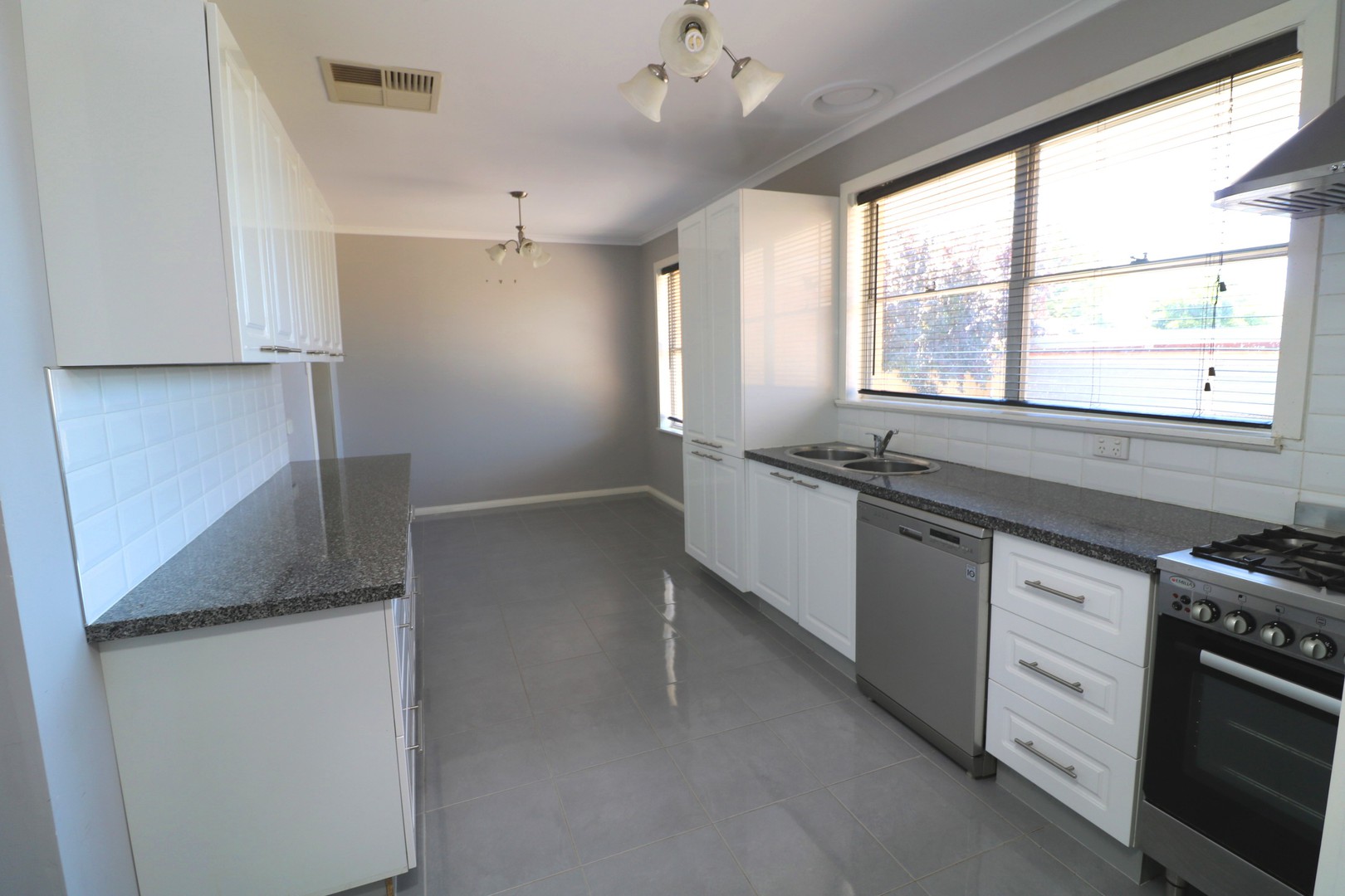 10 Loddon Street, Corio, VIC 3214, Corio - Thumbnail 4