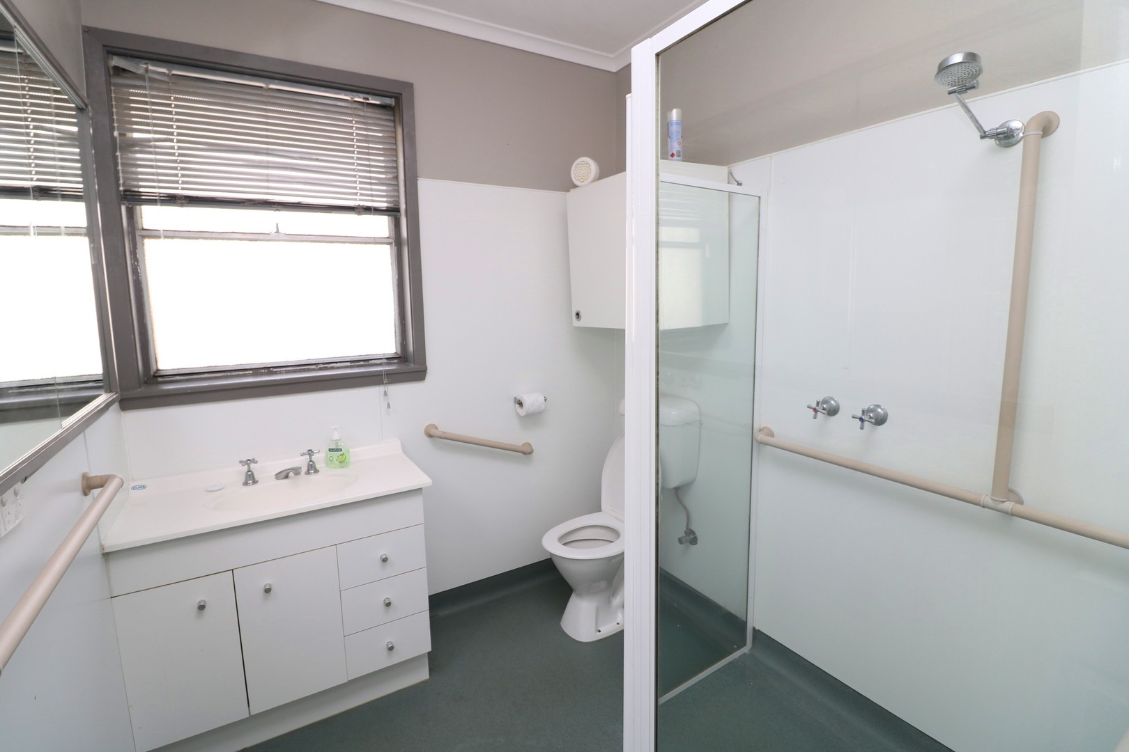 10 Loddon Street, Corio, VIC 3214, Corio - Thumbnail 7