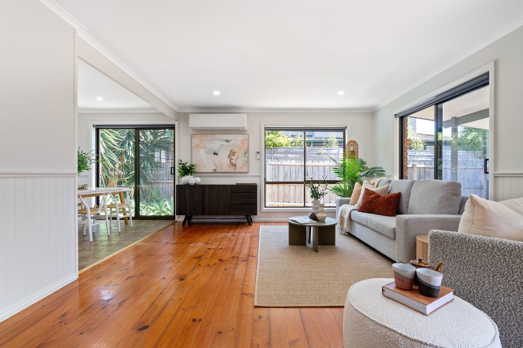 10 Lombardy Avenue, Dromana, VIC 3936 - Thumbnail 2 - 08/10/2025