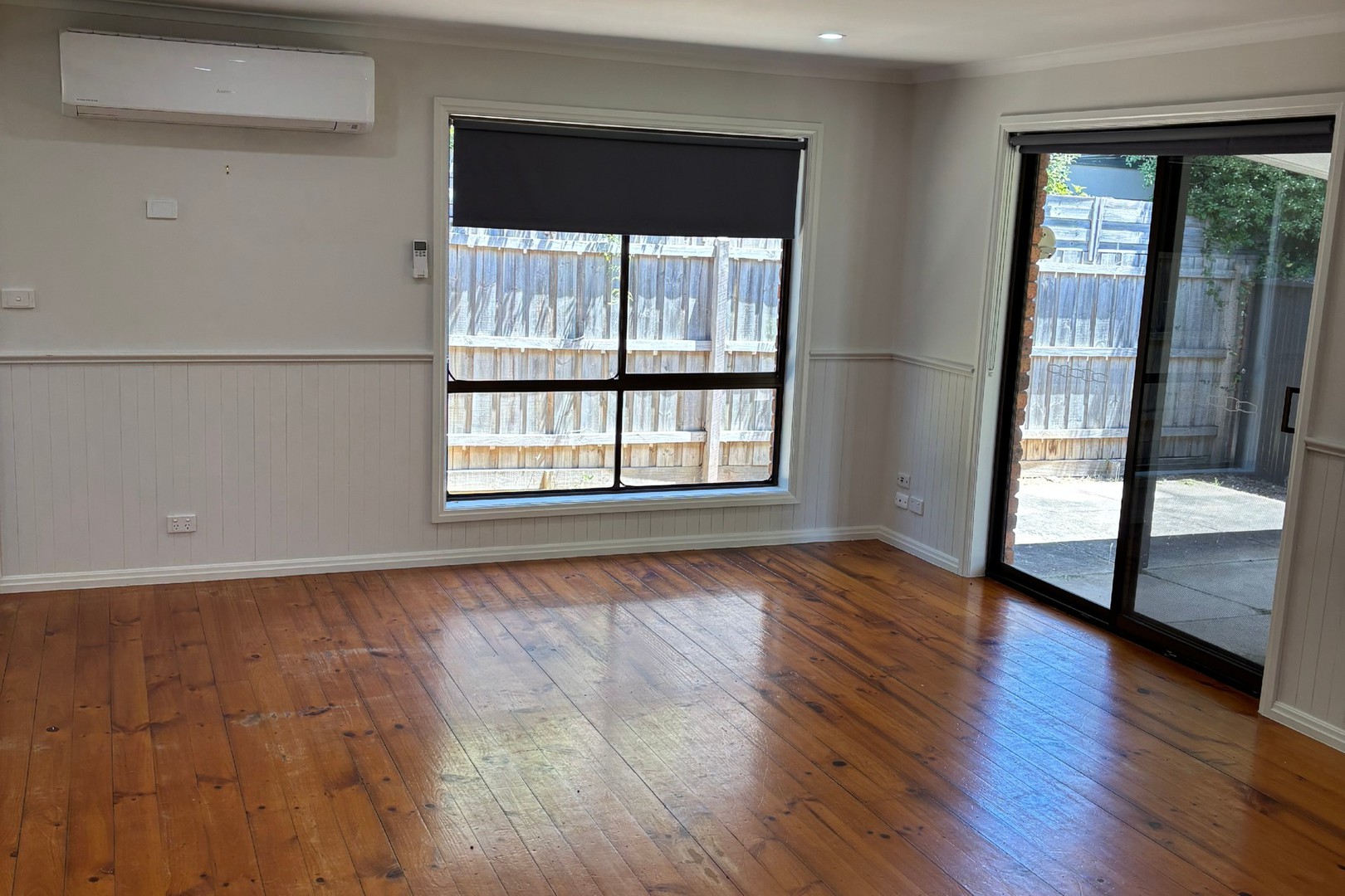 10 Lombardy Avenue, Dromana, VIC 3936 - Thumbnail 2 - 09/12/2025