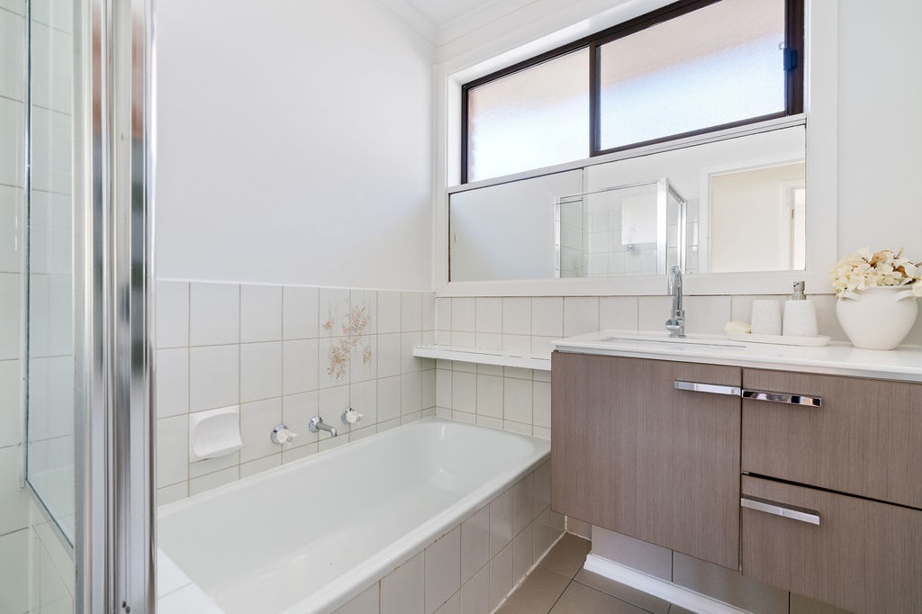 10 Lombardy Avenue, Dromana, VIC 3936, Dromana - Thumbnail 8
