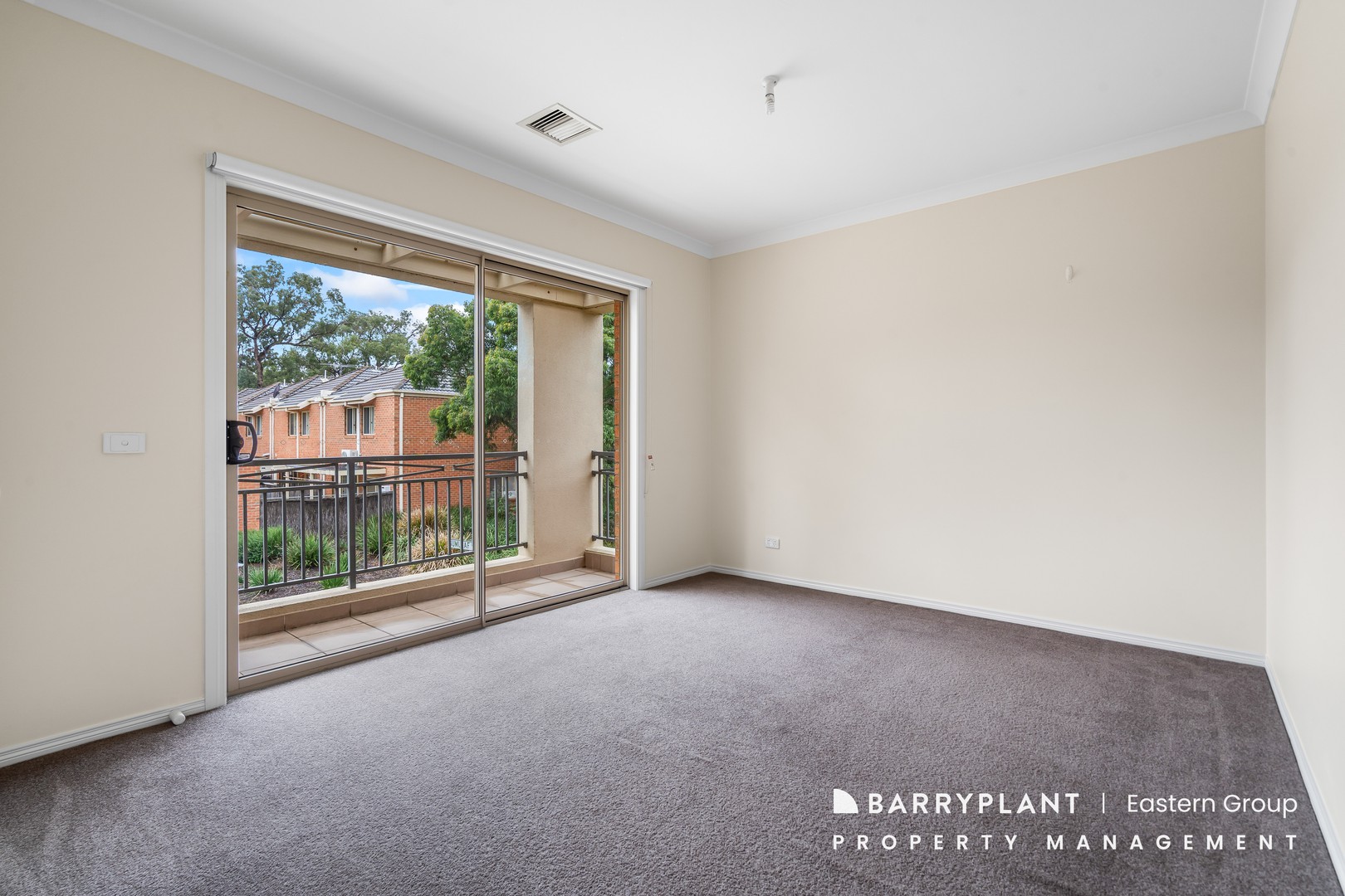 10 Longleaf Grove, Mitcham, VIC 3132, Mitcham - Thumbnail 5