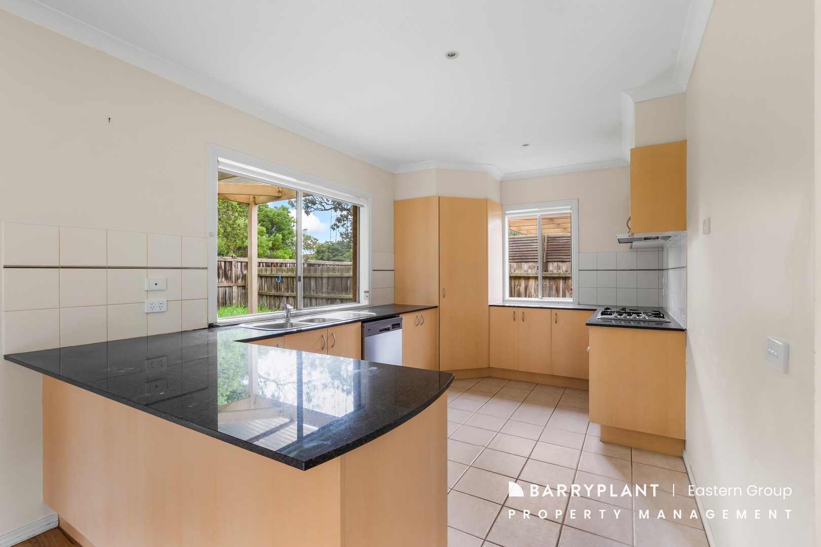 10 Longleaf Grove, Mitcham, VIC 3132, Mitcham - Thumbnail 7