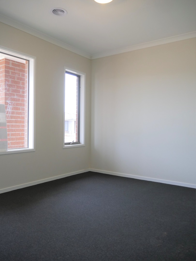 10 Longshanks Street, Thornhill Park, VIC 3335, Thornhill Park - Thumbnail 7