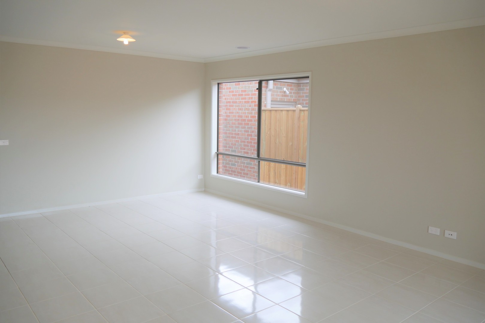 10 Longshanks Street, Thornhill Park, VIC 3335, Thornhill Park - Thumbnail 3