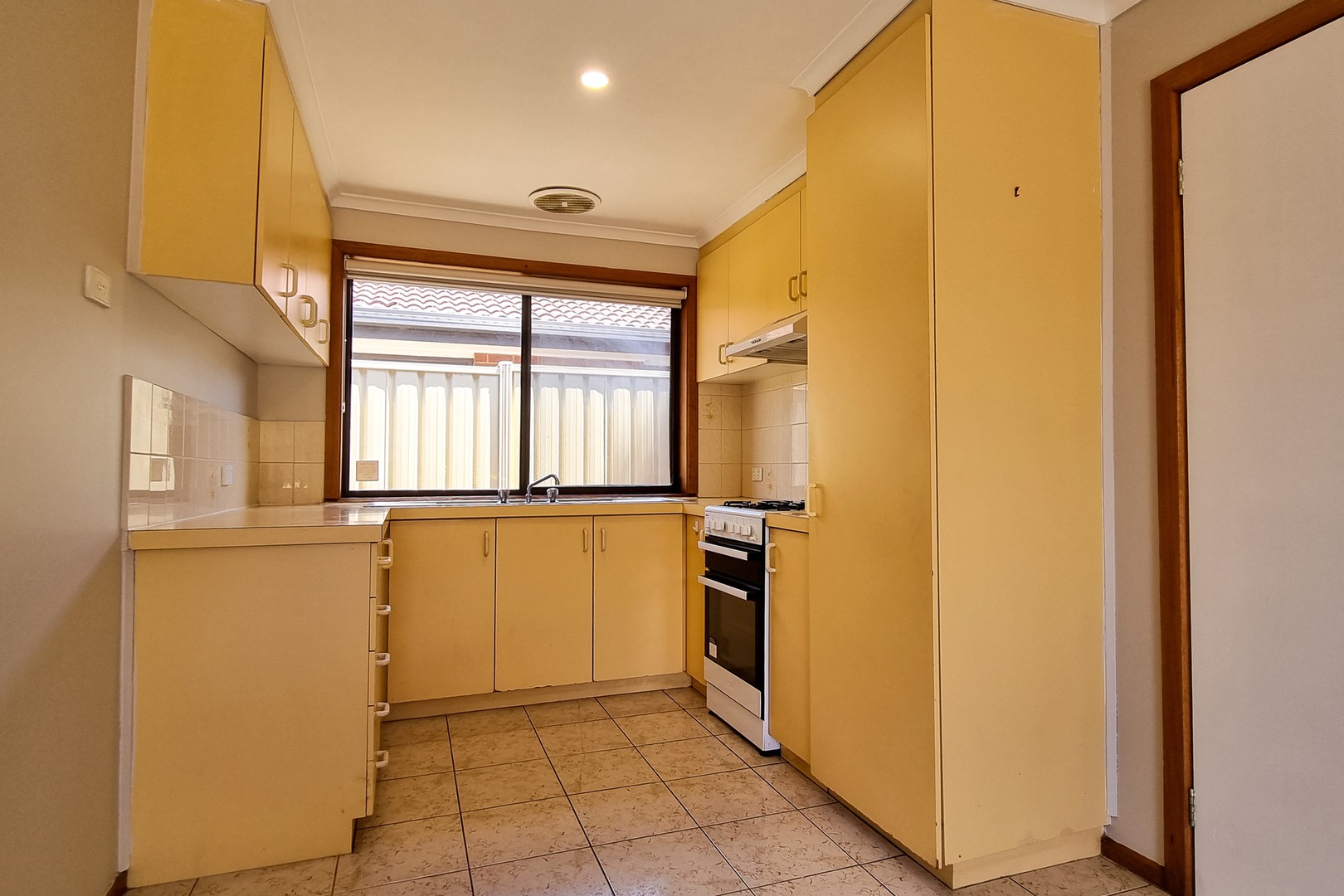 10 Longtown Court, Craigieburn, VIC 3064, Craigieburn - Thumbnail 6