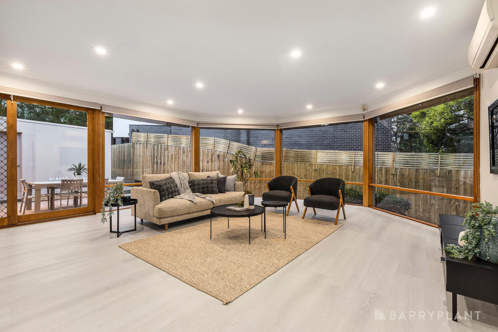 10 Louisa Place, Templestowe, VIC 3106 - Thumbnail 2 - 25/08/2026