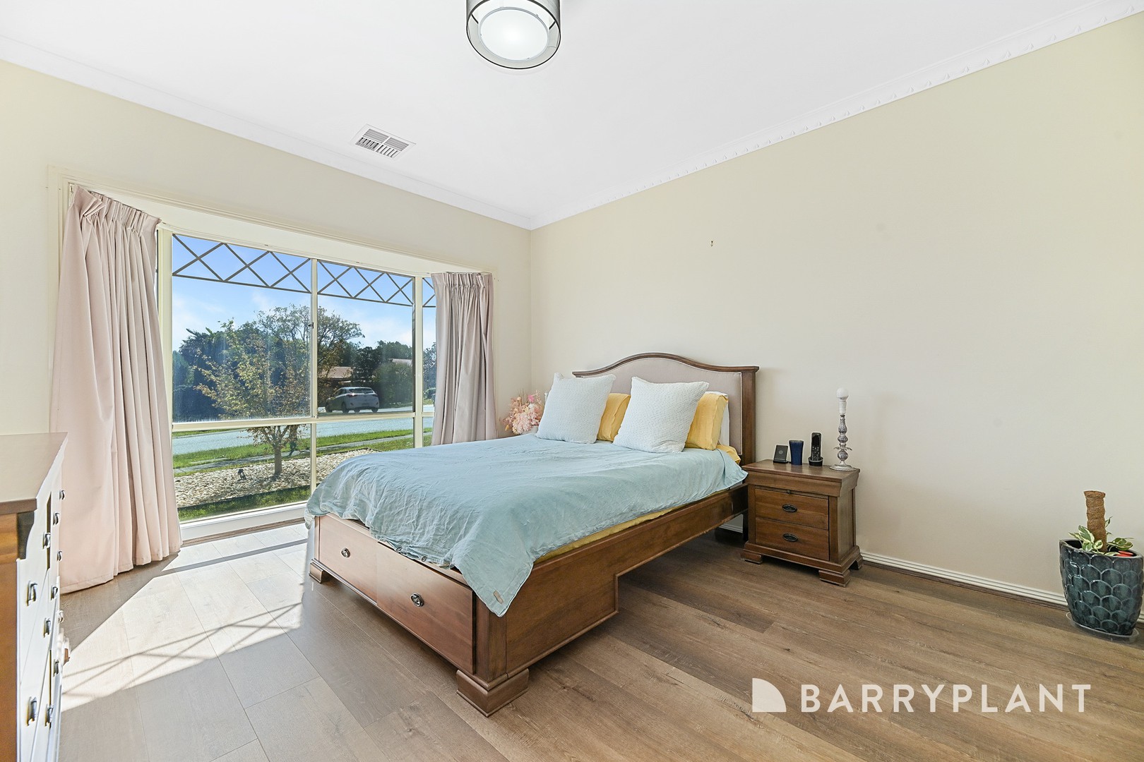 10 Lynch Court, Berwick, VIC 3806, Berwick - Thumbnail 3
