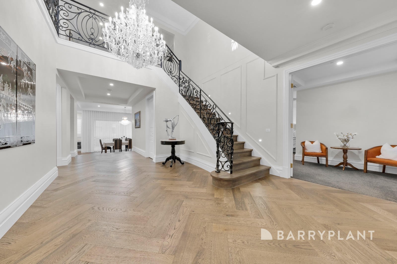 10 Manor Oak Place, Berwick, VIC 3806 - Thumbnail 2 - 23/01/2026