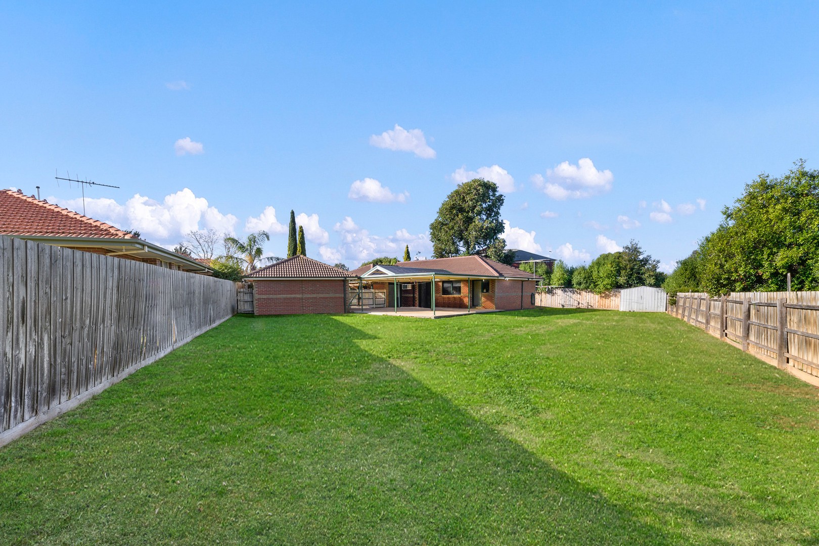 10 Mark Place, Melton West, VIC 3337, Melton West - Thumbnail 3