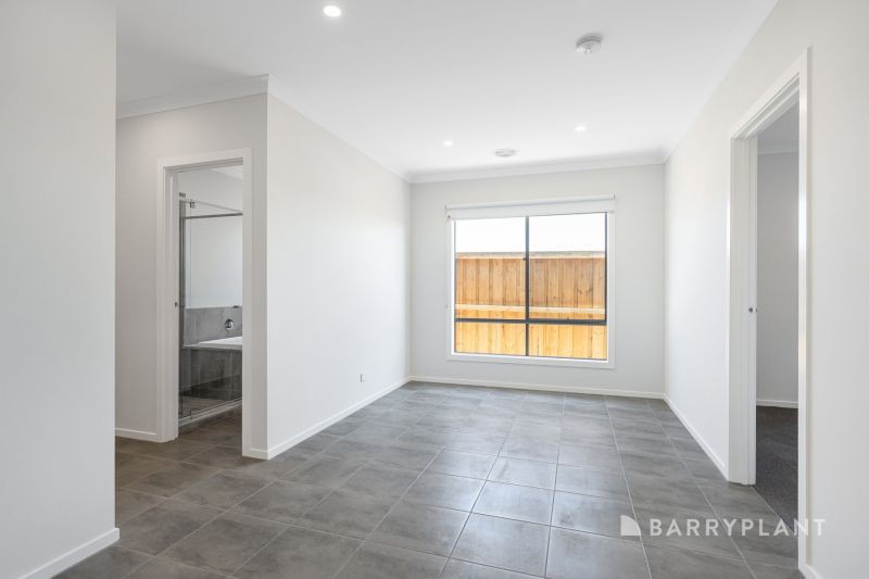 10 Marlee Dr, Charlemont, VIC 3217, Charlemont - Thumbnail 4
