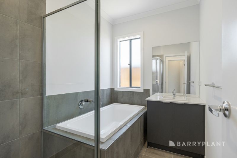 10 Marlee Dr, Charlemont, VIC 3217, Charlemont - Thumbnail 7