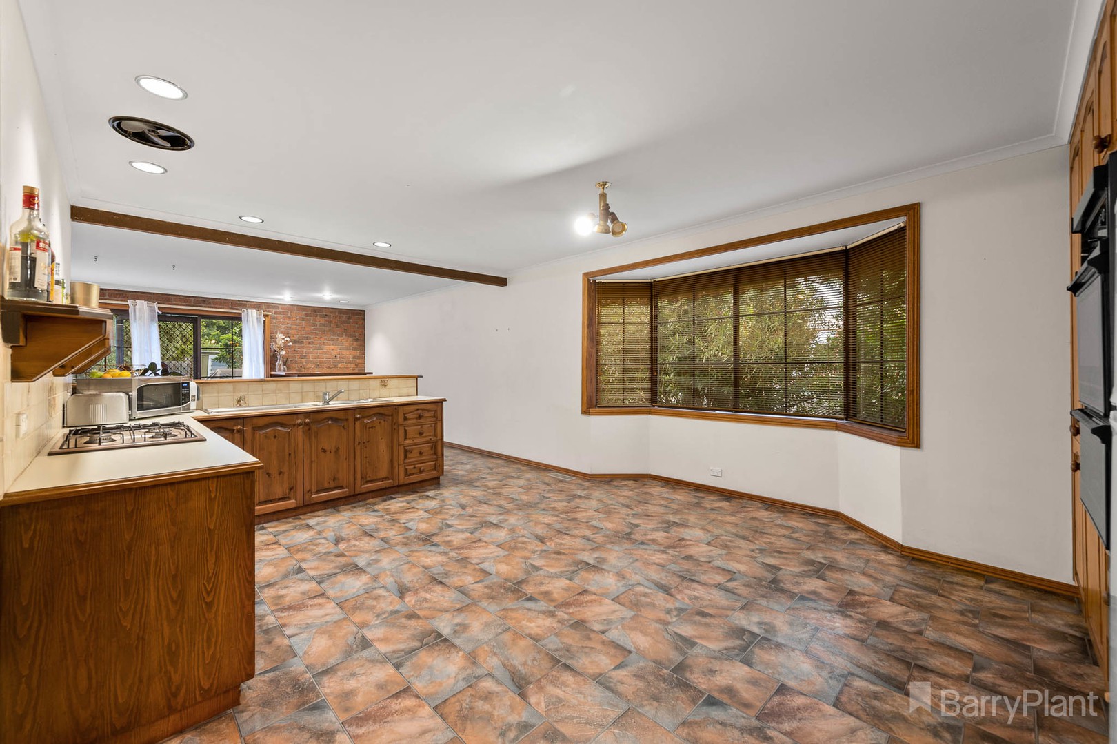 10 Martin Place, Pakenham, VIC 3810, Pakenham - Thumbnail 6