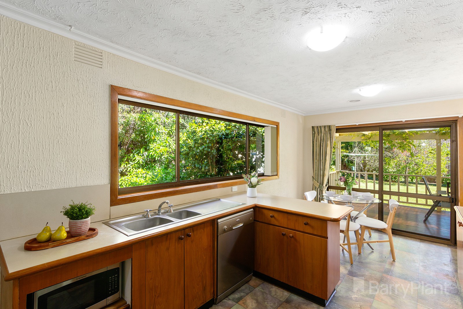 10 Matlock Road, Wantirna South, VIC 3152, Wantirna South - Thumbnail 3
