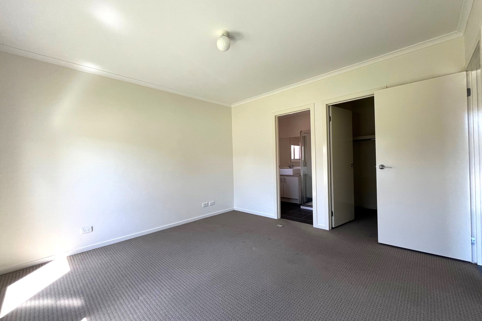 10 Maya Street, Pakenham, VIC 3810, Pakenham - Thumbnail 7