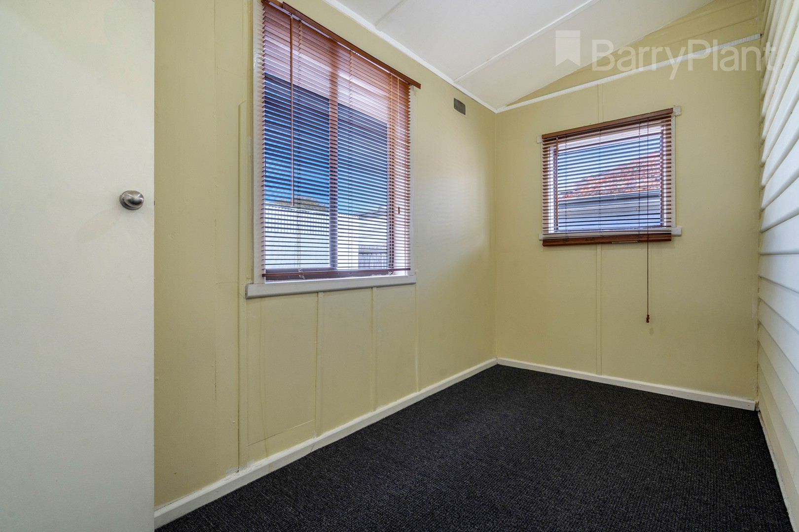 10 McCrae Street, Reservoir, VIC 3073, Reservoir - Thumbnail 6