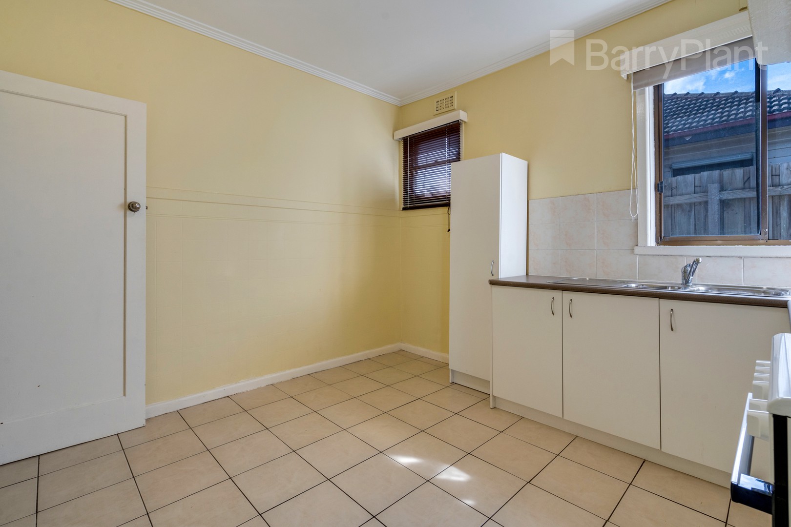 10 McCrae Street, Reservoir, VIC 3073, Reservoir - Thumbnail 8