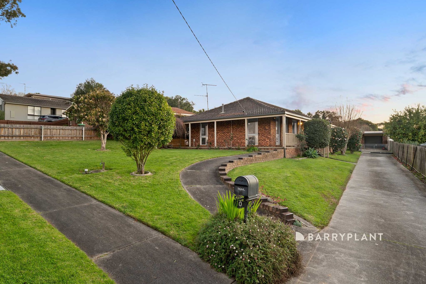 10 Mcculloch Avenue, Warragul, VIC 3820 - Thumbnail 2 - 28/08/2026