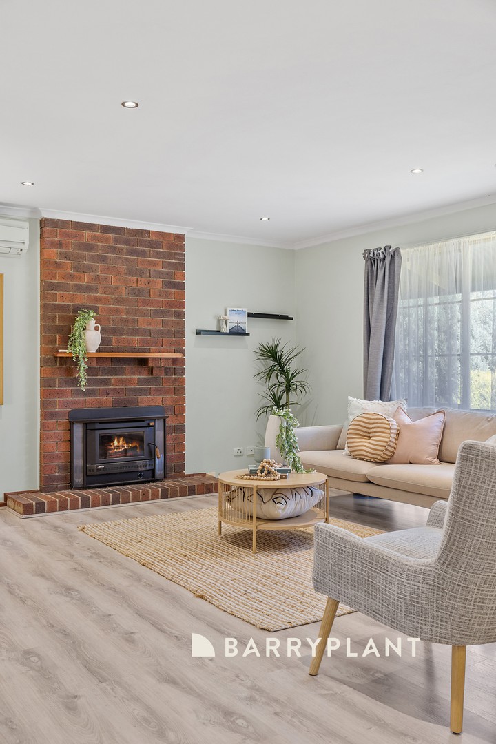 10 Mcinnes Court, Pakenham, VIC 3810, Pakenham - Thumbnail 4