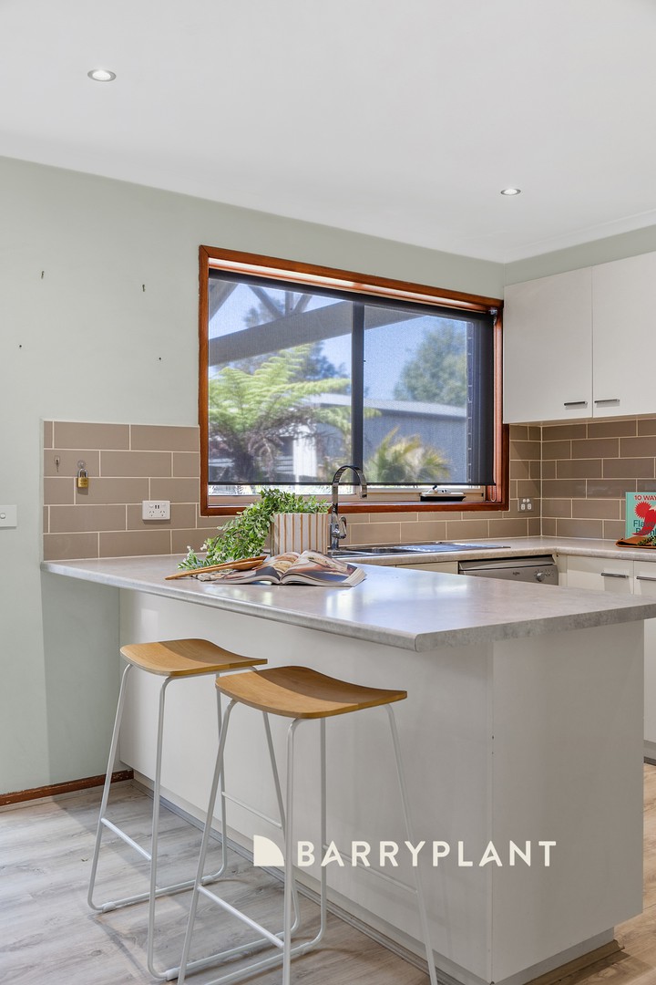 10 Mcinnes Court, Pakenham, VIC 3810, Pakenham - Thumbnail 8