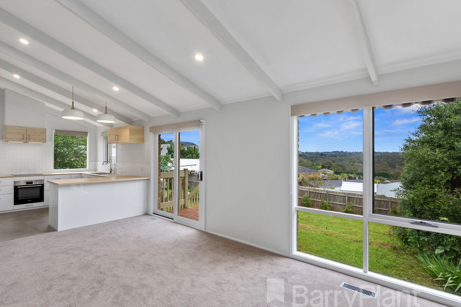 10 Meadow Court, Wandin North, VIC 3139, Wandin North - Thumbnail 3