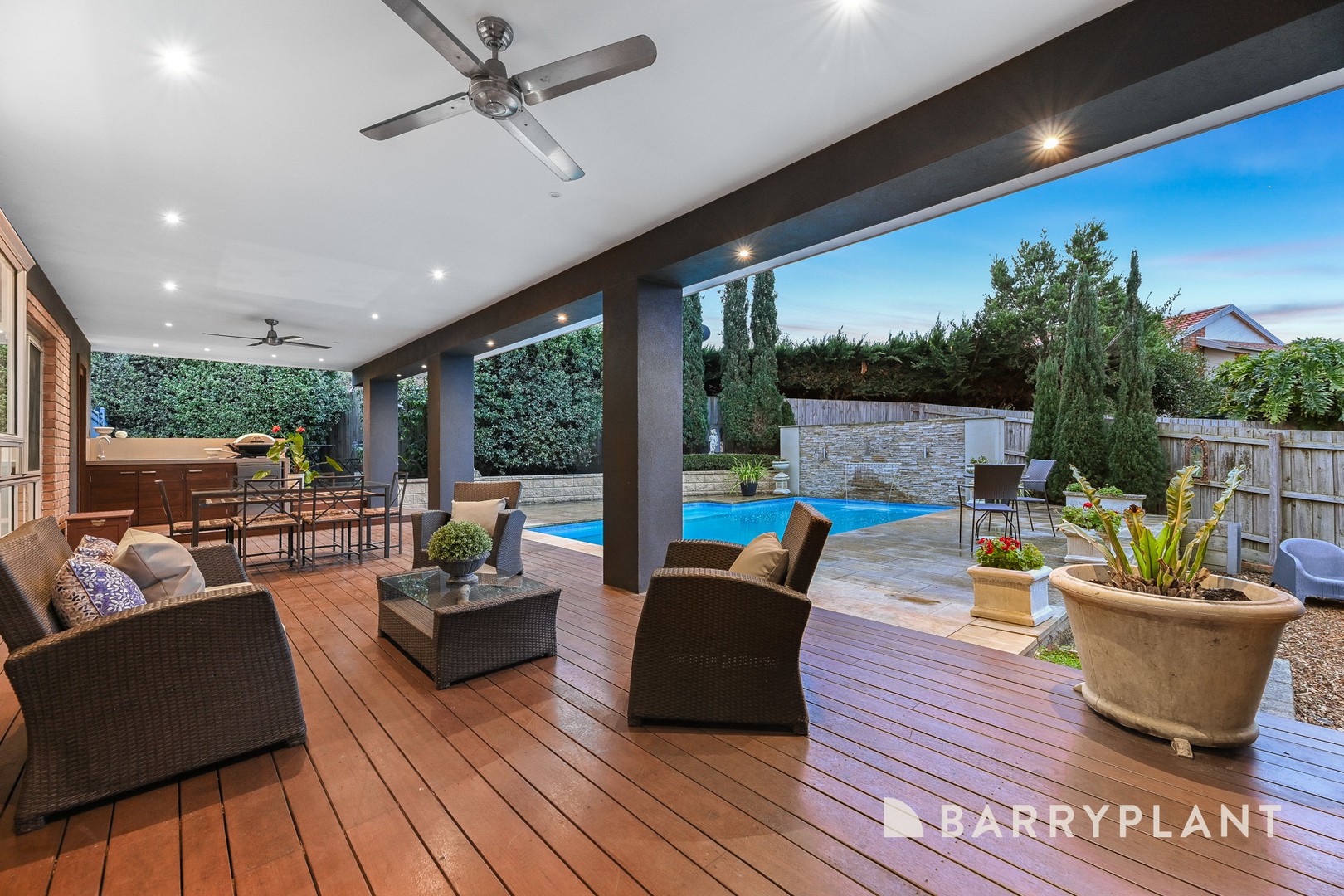 10 Michael Court, Berwick, VIC 3806 - Thumbnail 2 - 21/07/2025