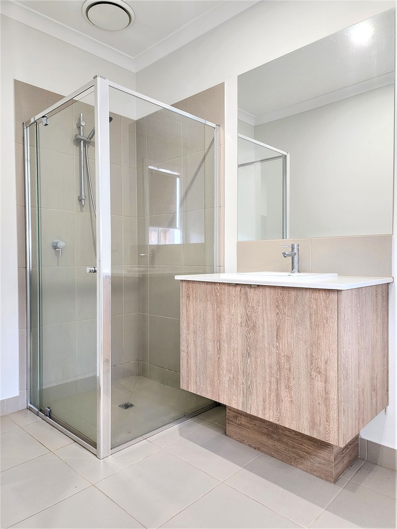10 Midgard Road, Weir Views, VIC 3338, Weir Views - Thumbnail 3
