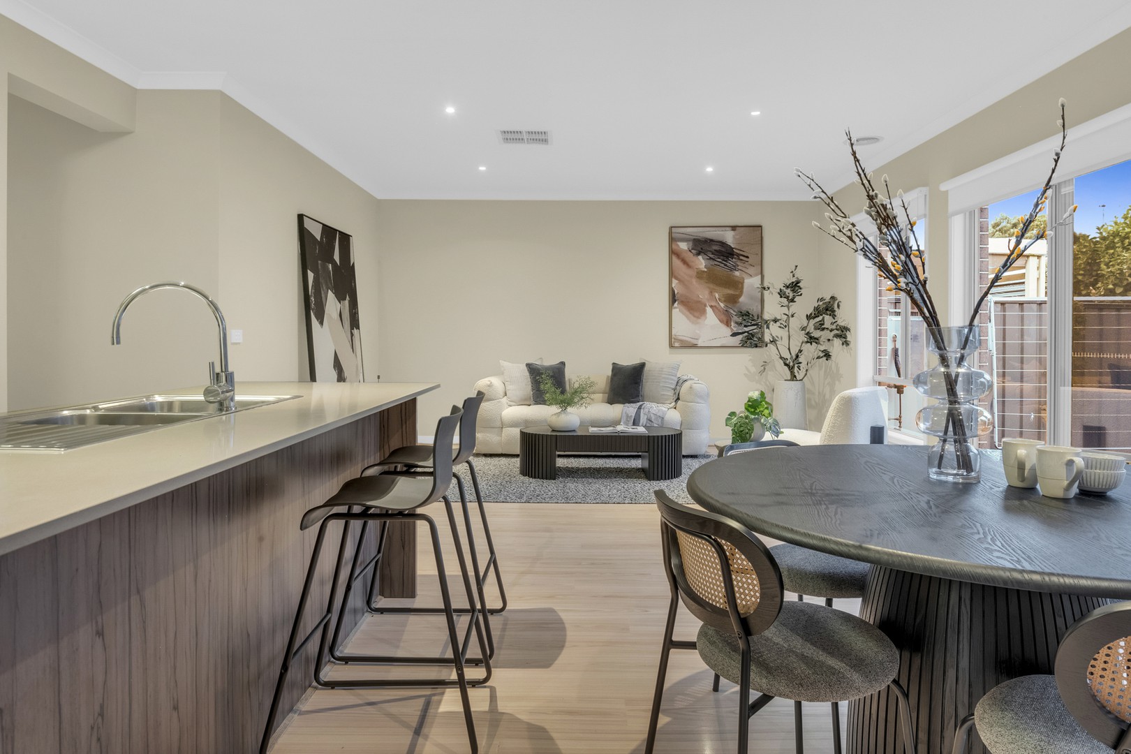 10 Millicent Drive, Craigieburn, VIC 3064, Craigieburn - Thumbnail 6