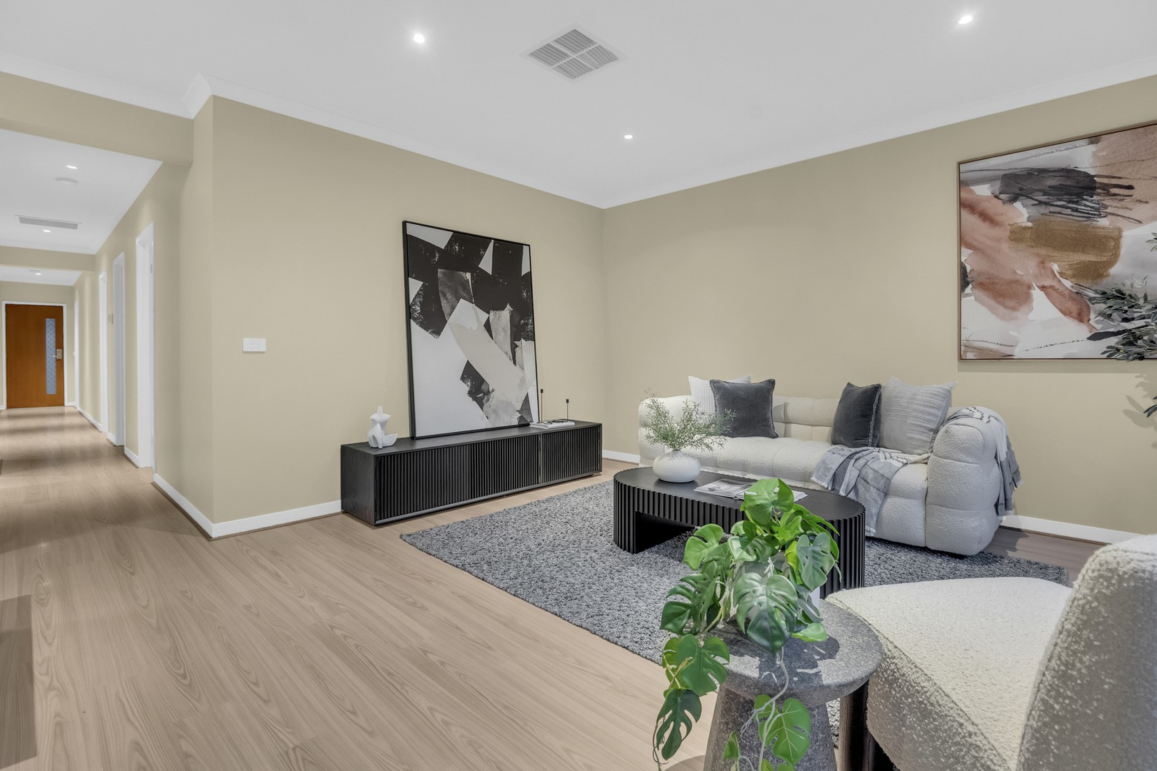 10 Millicent Drive, Craigieburn, VIC 3064, Craigieburn - Thumbnail 8