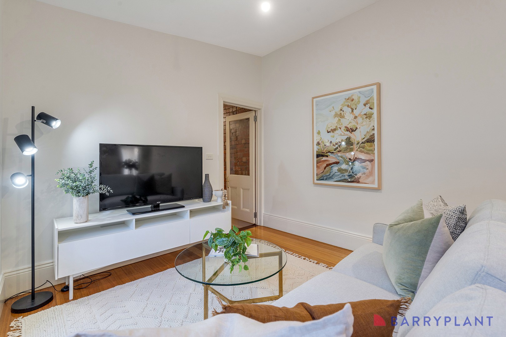 10 Milton Crescent, Preston, VIC 3072, Preston - Thumbnail 3