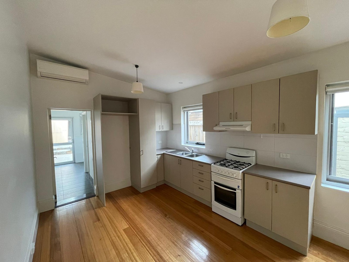 10 Milton Crescent, Preston, VIC 3072, Preston - Thumbnail 6