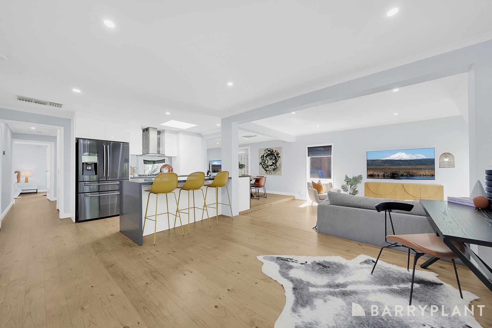 10 Mockridge Drive, Mill Park, VIC 3082, Mill Park - Thumbnail 3