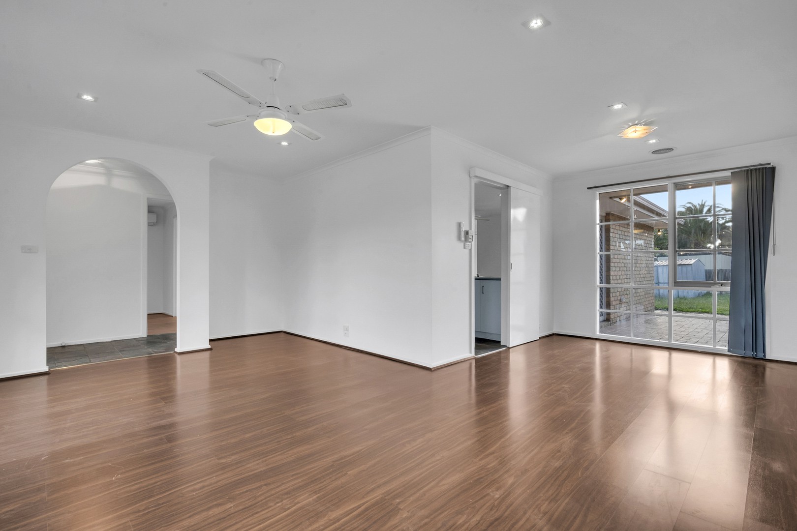 10 Molineux Way, Roxburgh Park, VIC 3064, Roxburgh Park - Thumbnail 7