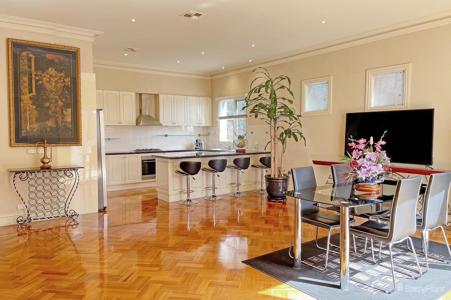 10 Mont Close, Doncaster East, VIC 3109, Doncaster East - Thumbnail 5