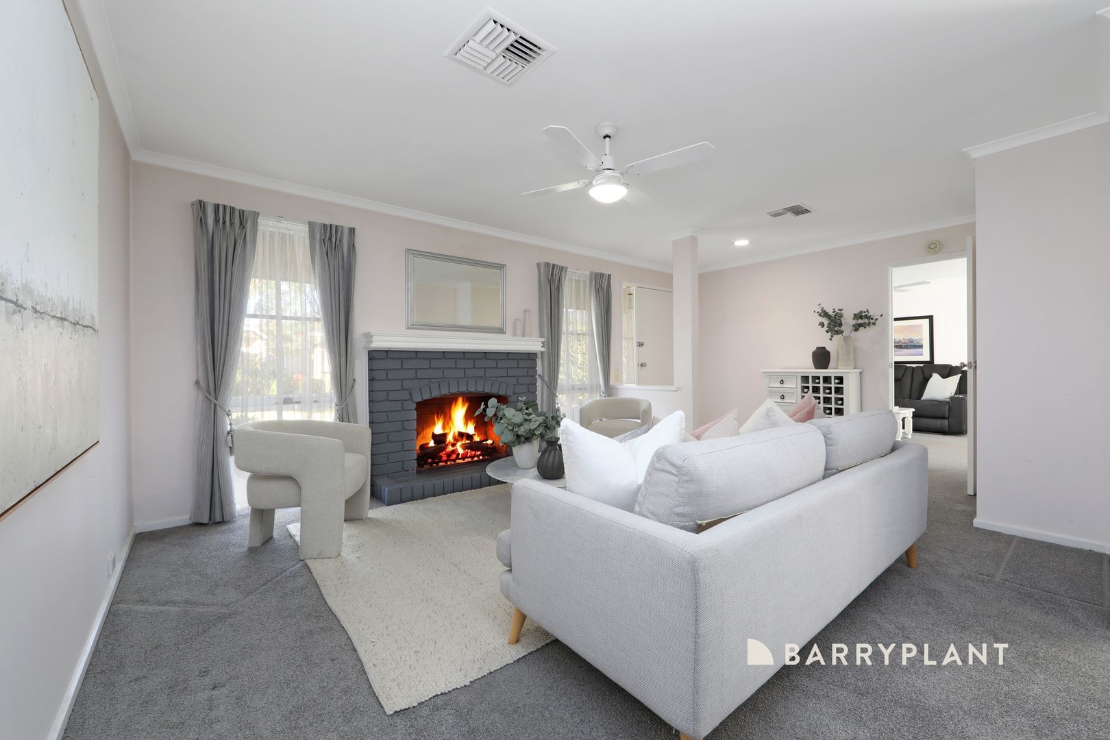 10 Morton Place, Rowville, VIC 3178 - Thumbnail 2 - 14/05/2026