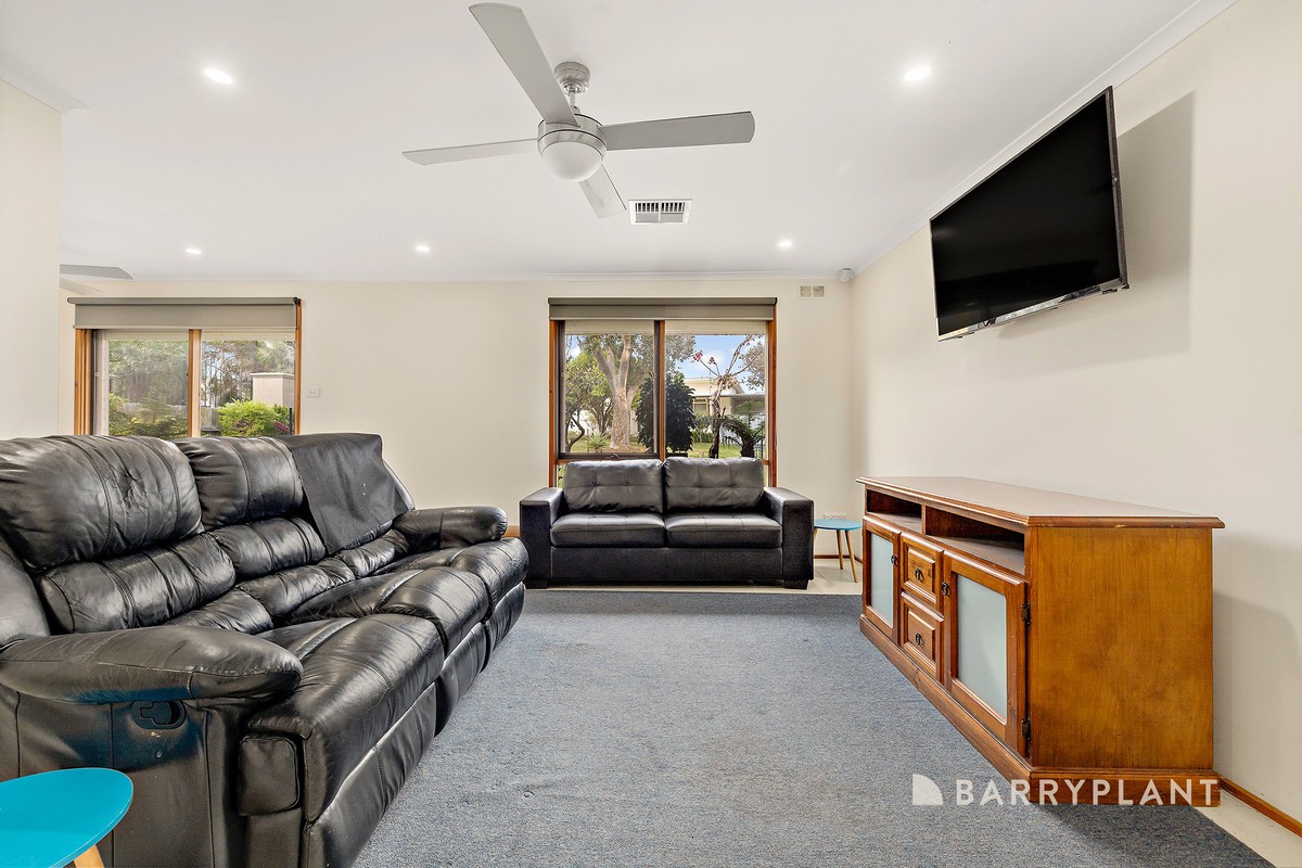 10 Mount View Road, Rosebud, VIC 3939, Rosebud - Thumbnail 5