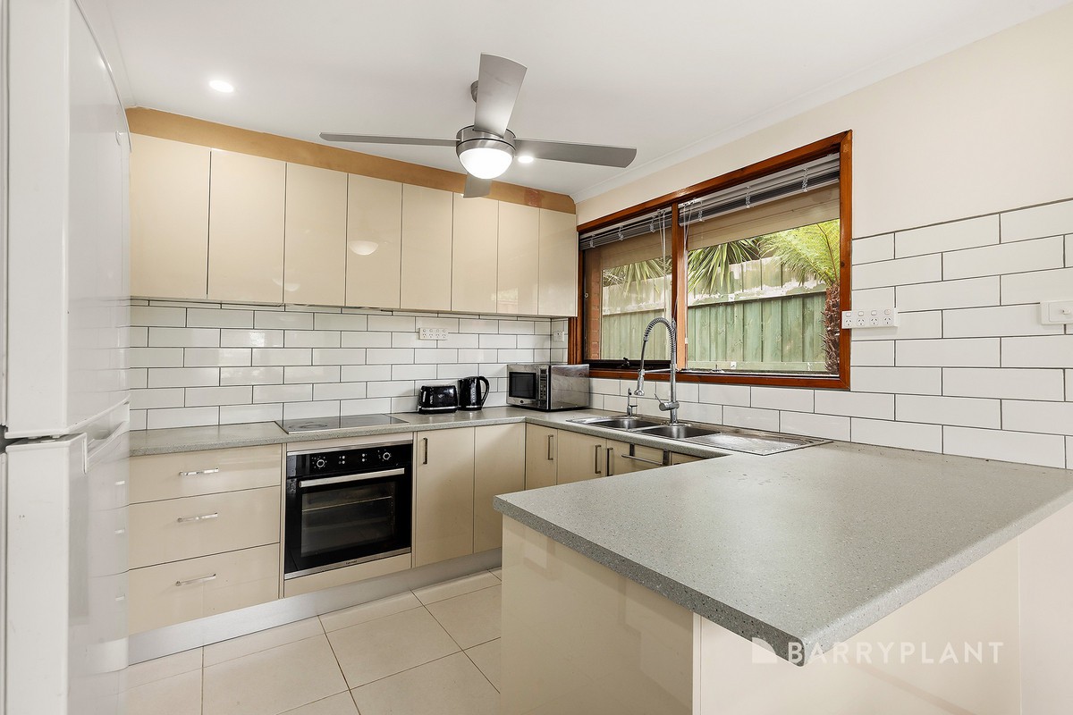 10 Mount View Road, Rosebud, VIC 3939, Rosebud - Thumbnail 3