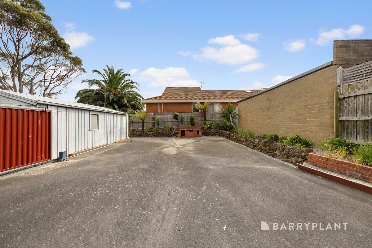 10 Mount View Road, Rosebud, VIC 3939, Rosebud - Thumbnail 8