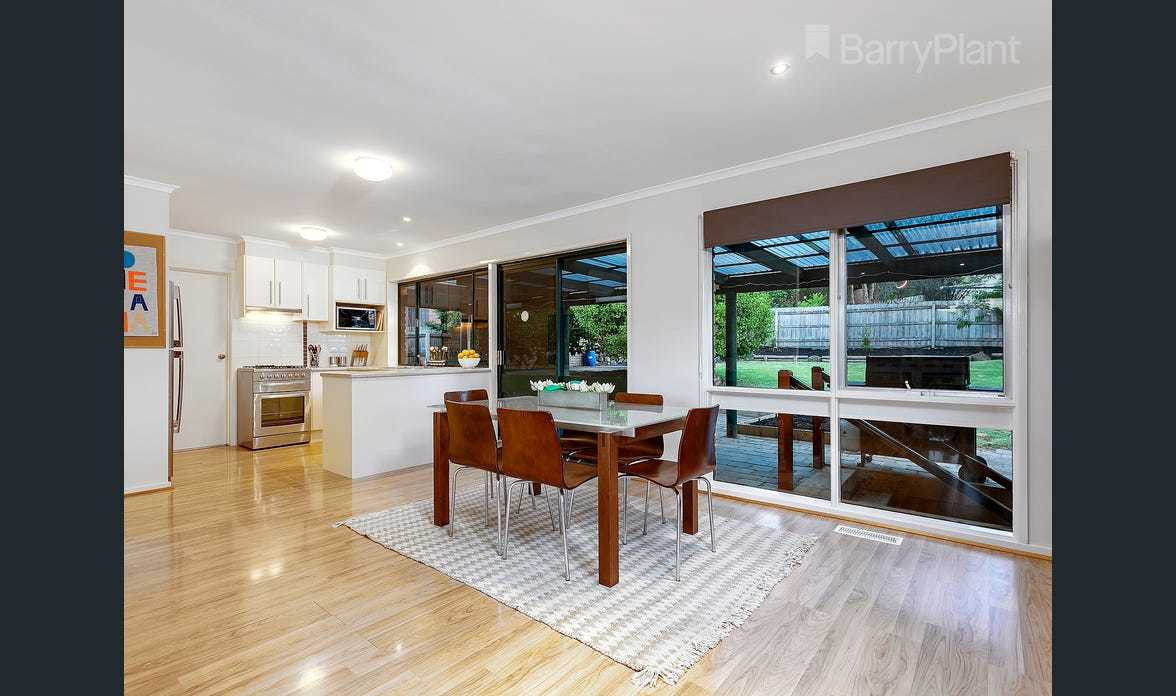 10 Myoora Drive, Mooroolbark, VIC 3138, Mooroolbark - Thumbnail 3