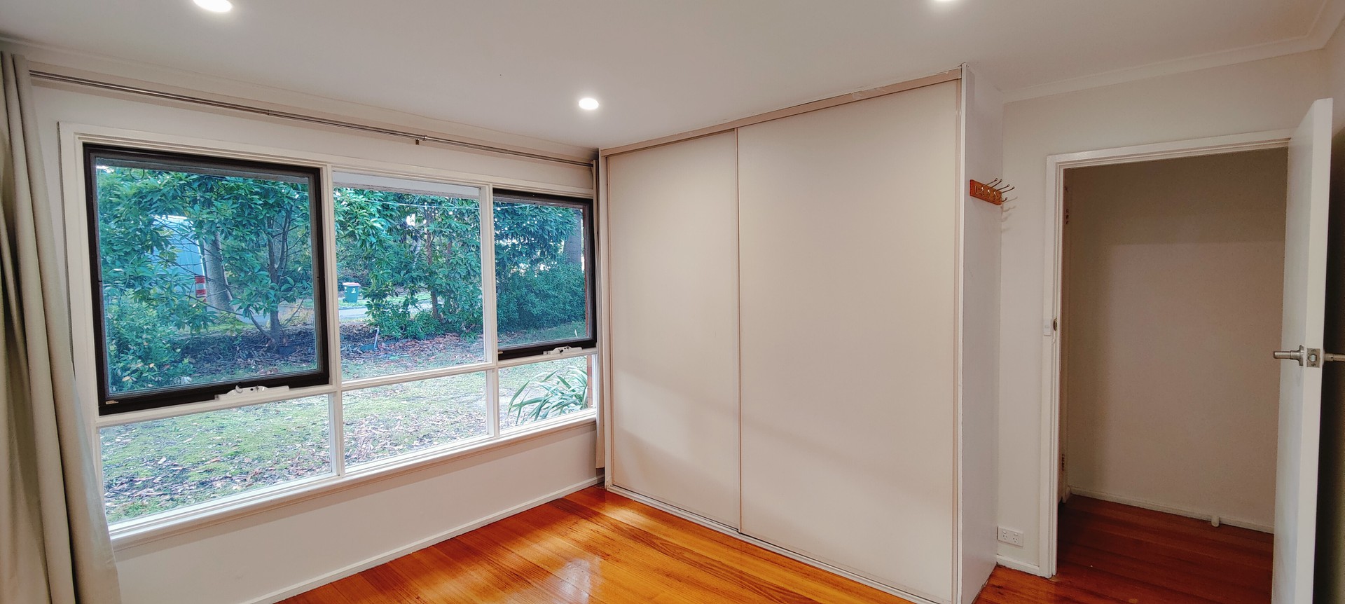 10 Nandina Street, Forest Hill, VIC 3131, Forest Hill - Thumbnail 6