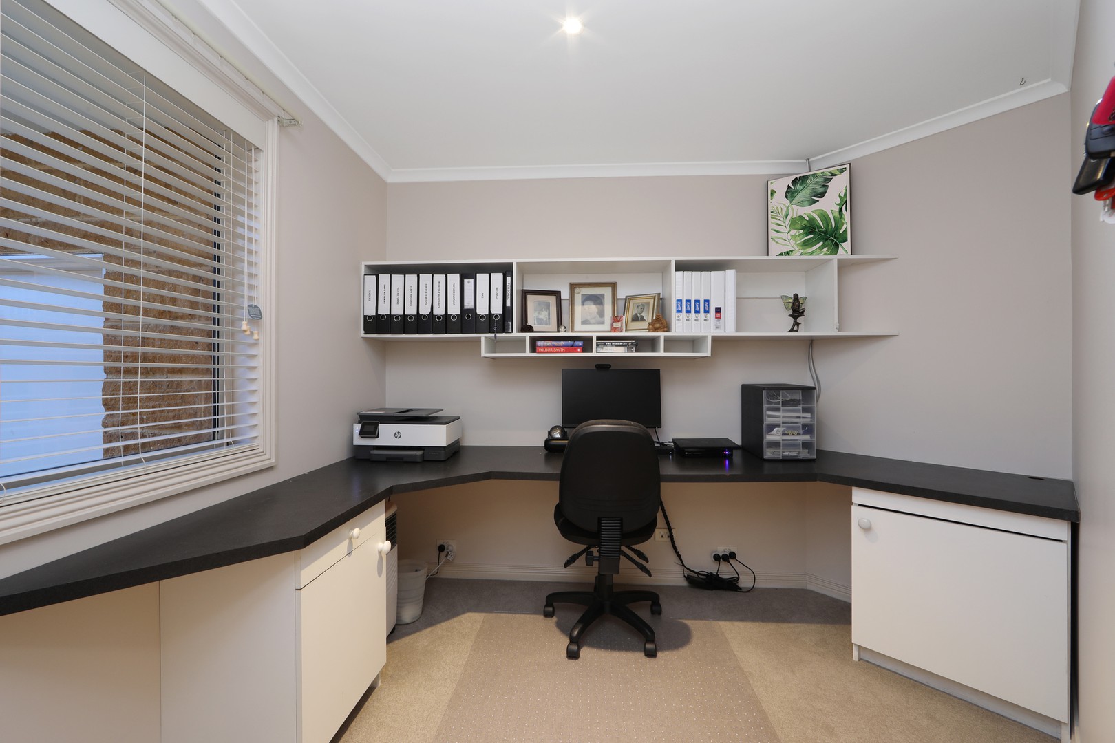 10 Narrawong Close, Rowville, VIC 3178, Rowville - Thumbnail 2