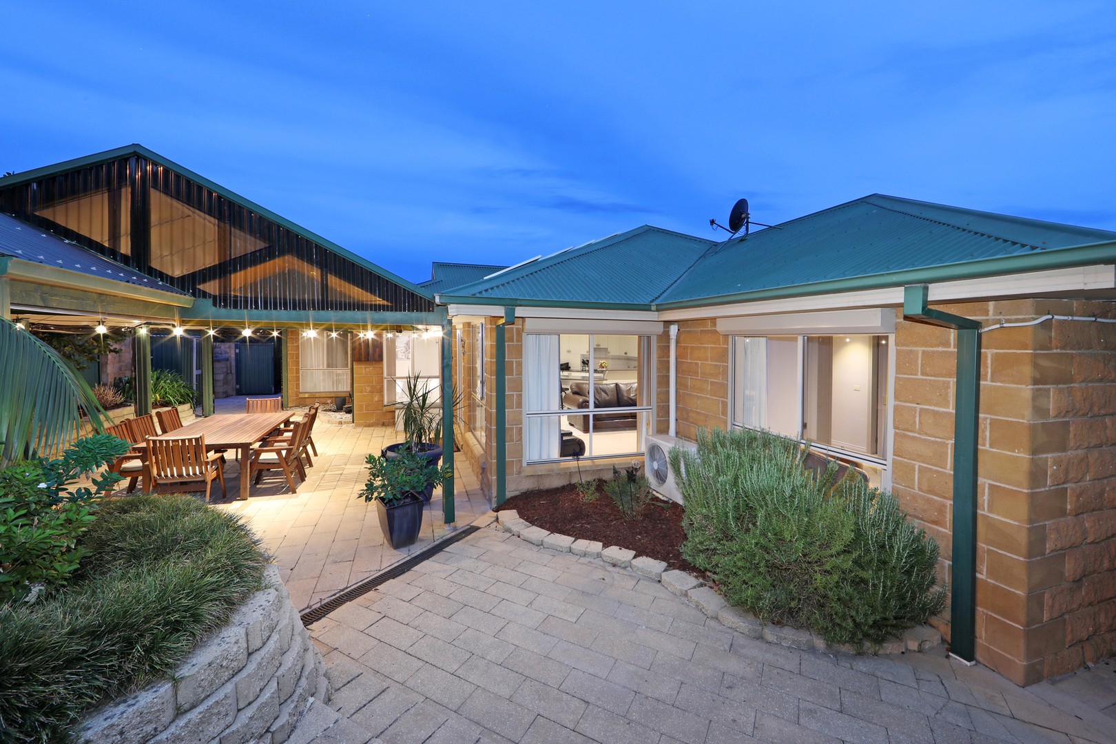 10 Narrawong Close, Rowville, VIC 3178, Rowville - Thumbnail 4