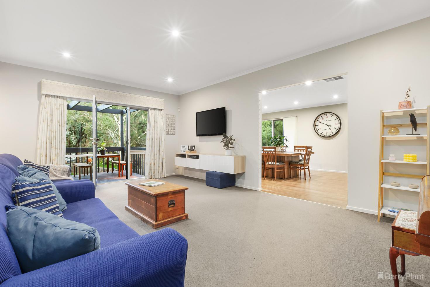 10 Nathan Road, Eltham, VIC 3095, Eltham - Thumbnail 2