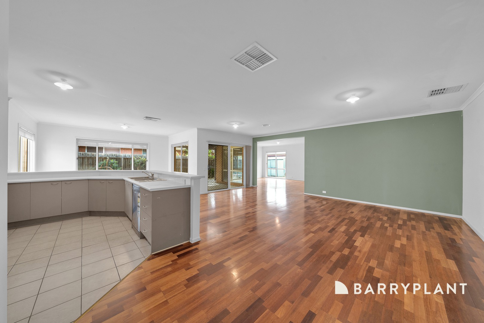 10 Neptune Drive, Point Cook, VIC 3030, Point Cook - Thumbnail 6