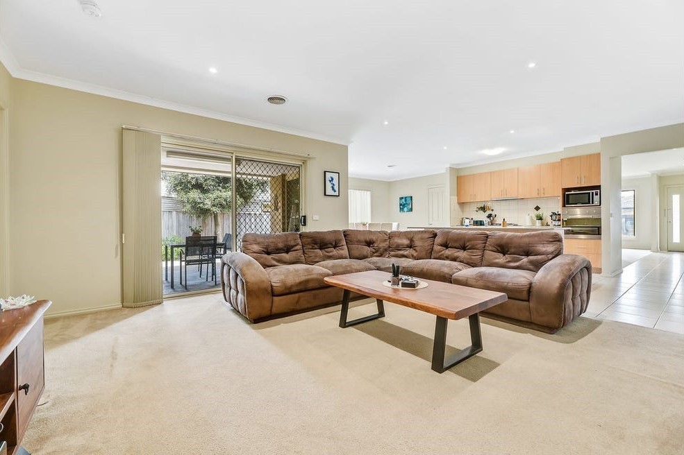 10 Norwich Drive, Berwick, VIC 3806, Berwick - Thumbnail 3