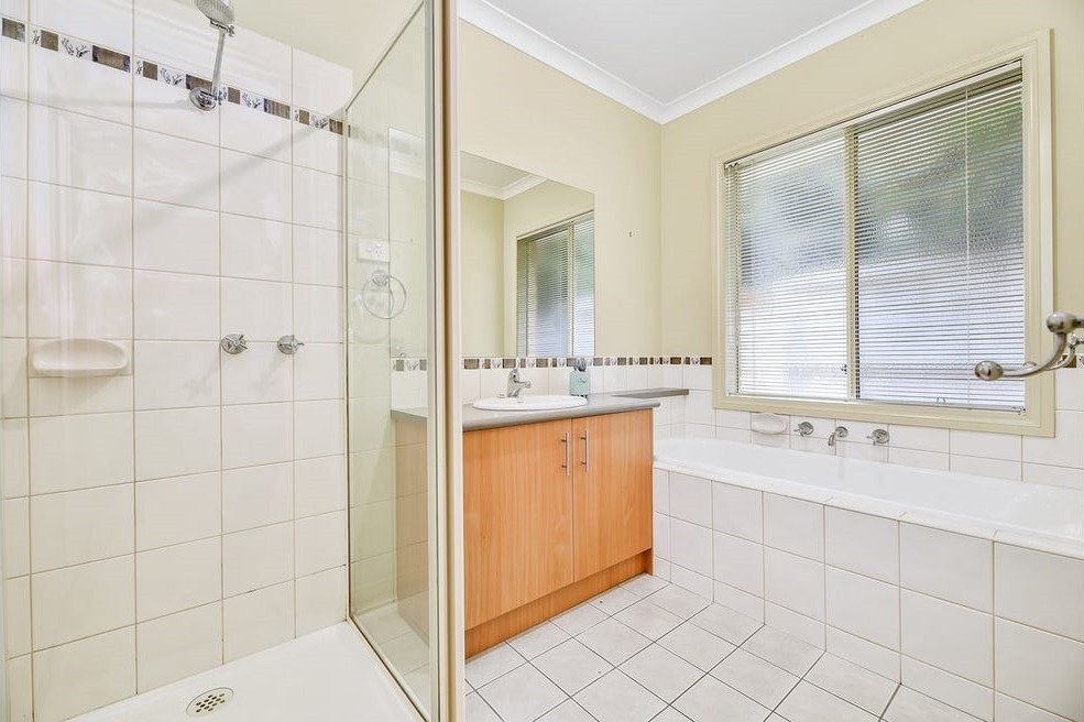 10 Norwich Drive, Berwick, VIC 3806, Berwick - Thumbnail 6