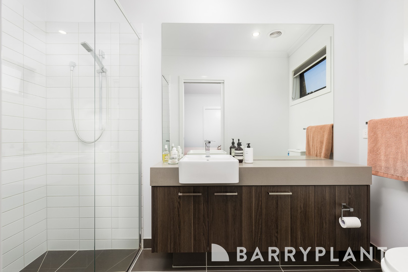 10 Nostrand Walk, Point Cook, VIC 3030, Point Cook - Thumbnail 8
