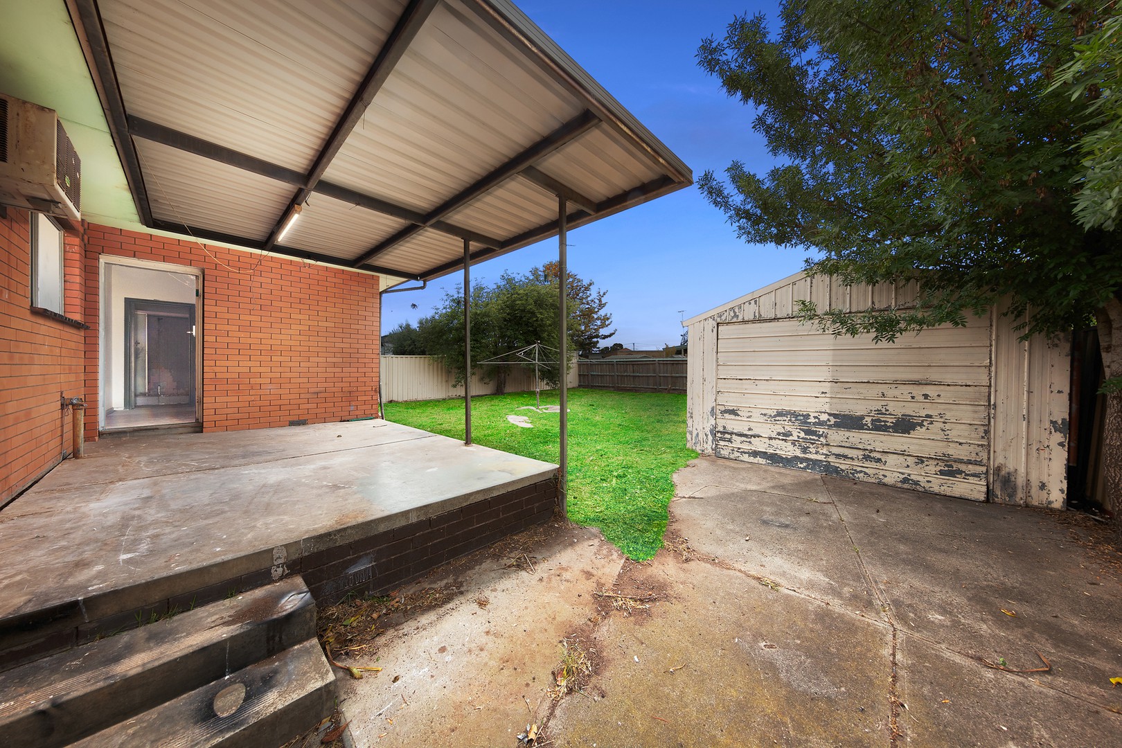 10 O'Brien Drive, St Albans, VIC 3021, St Albans - Thumbnail 2