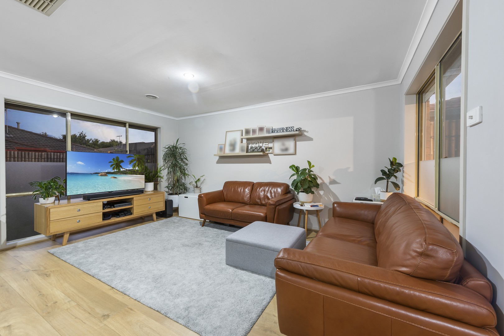 10 O'Grady Place, Burnside, VIC 3023, Burnside - Thumbnail 2