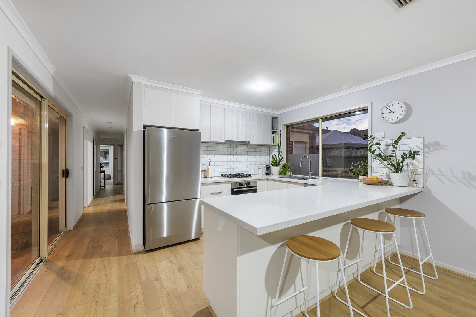 10 O'Grady Place, Burnside, VIC 3023, Burnside - Thumbnail 4